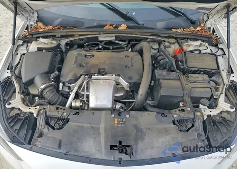 2018 Buick Regal Essence из США, поврежденный, VIN W04GP6SX9J1103351